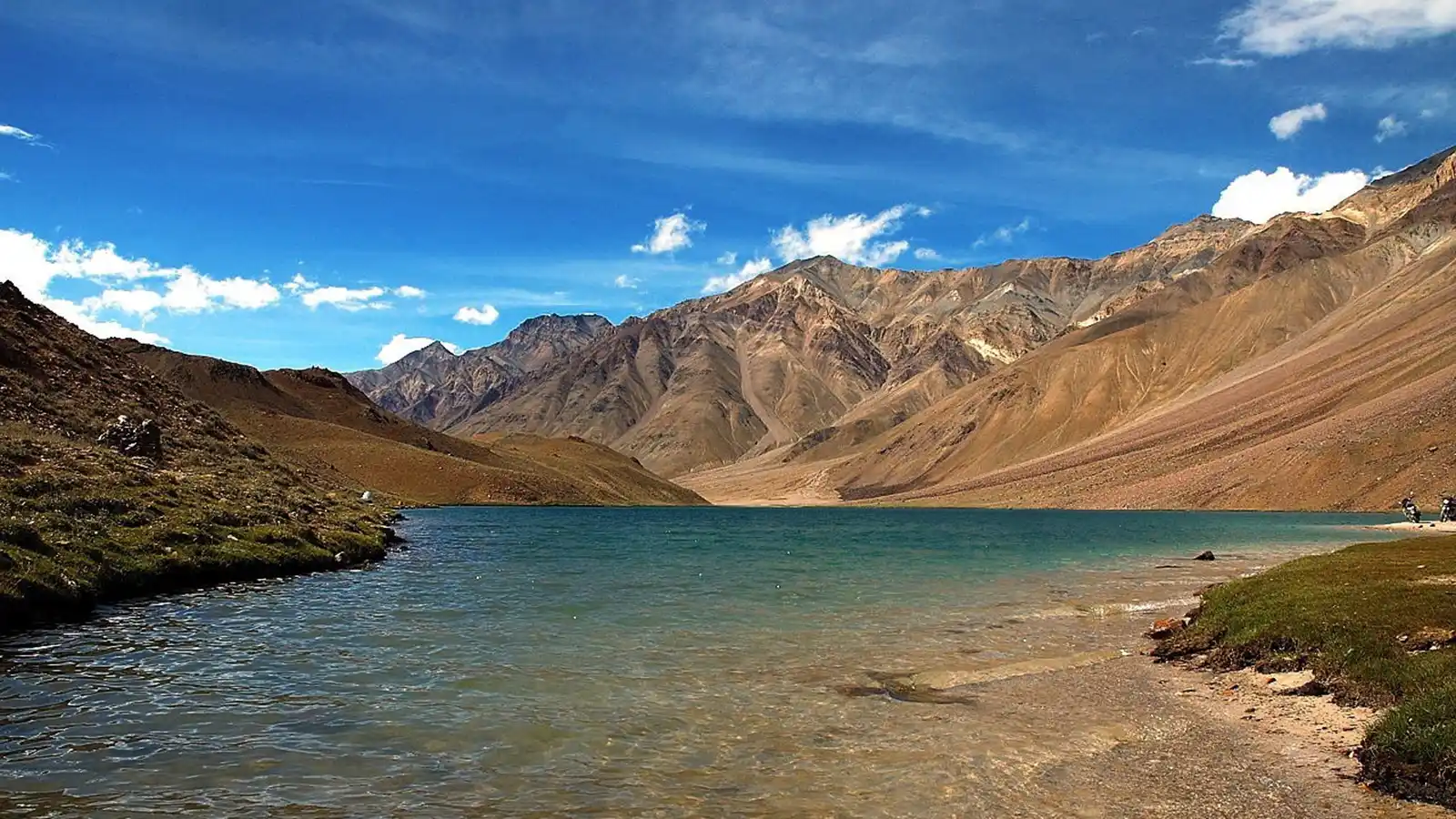 Chandertal Baralacha Trek