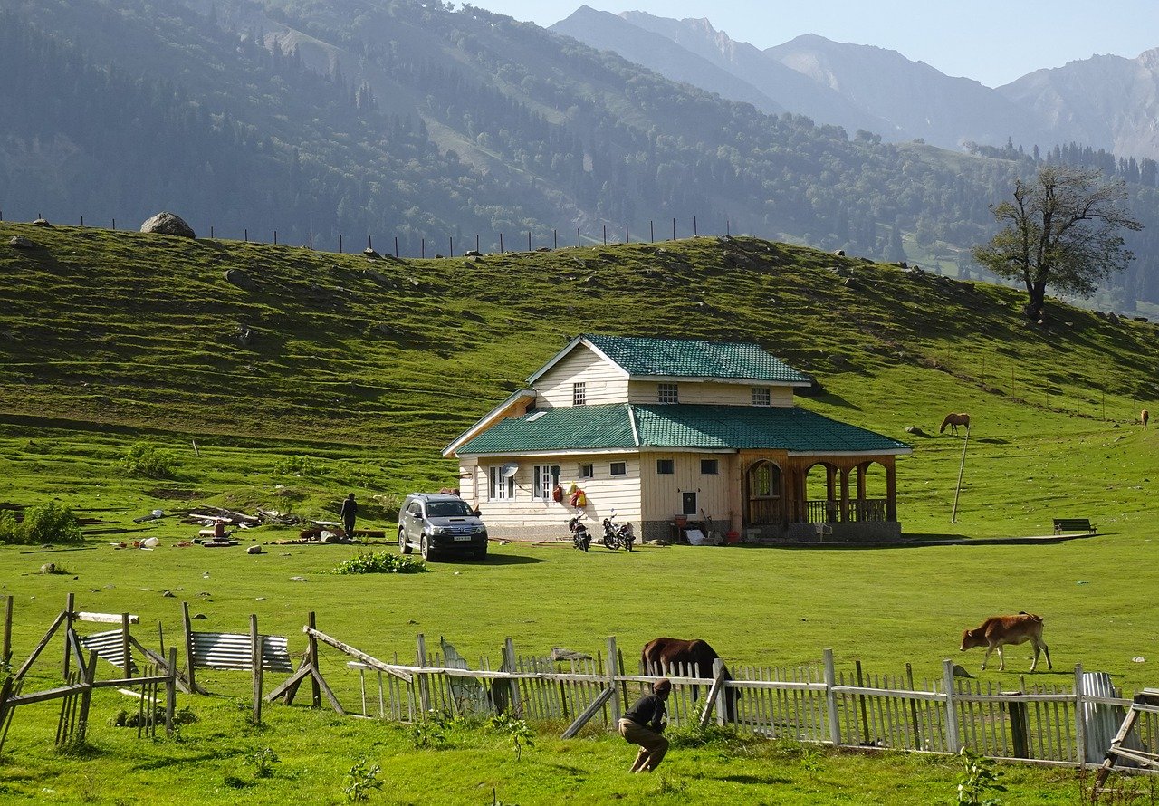 Kashmir Family Tour Package From Jammu