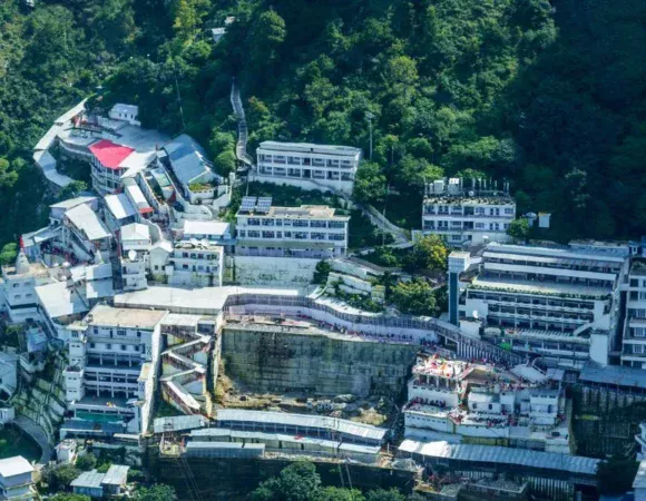 Vaishno Devi Package from Delhi