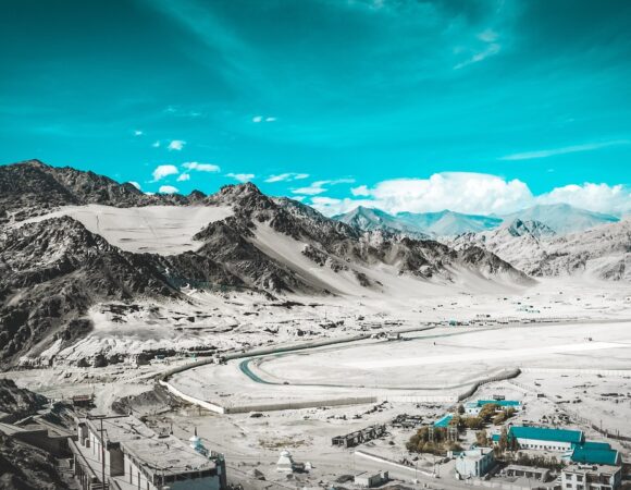 Ladakh Tsomoriri tour package